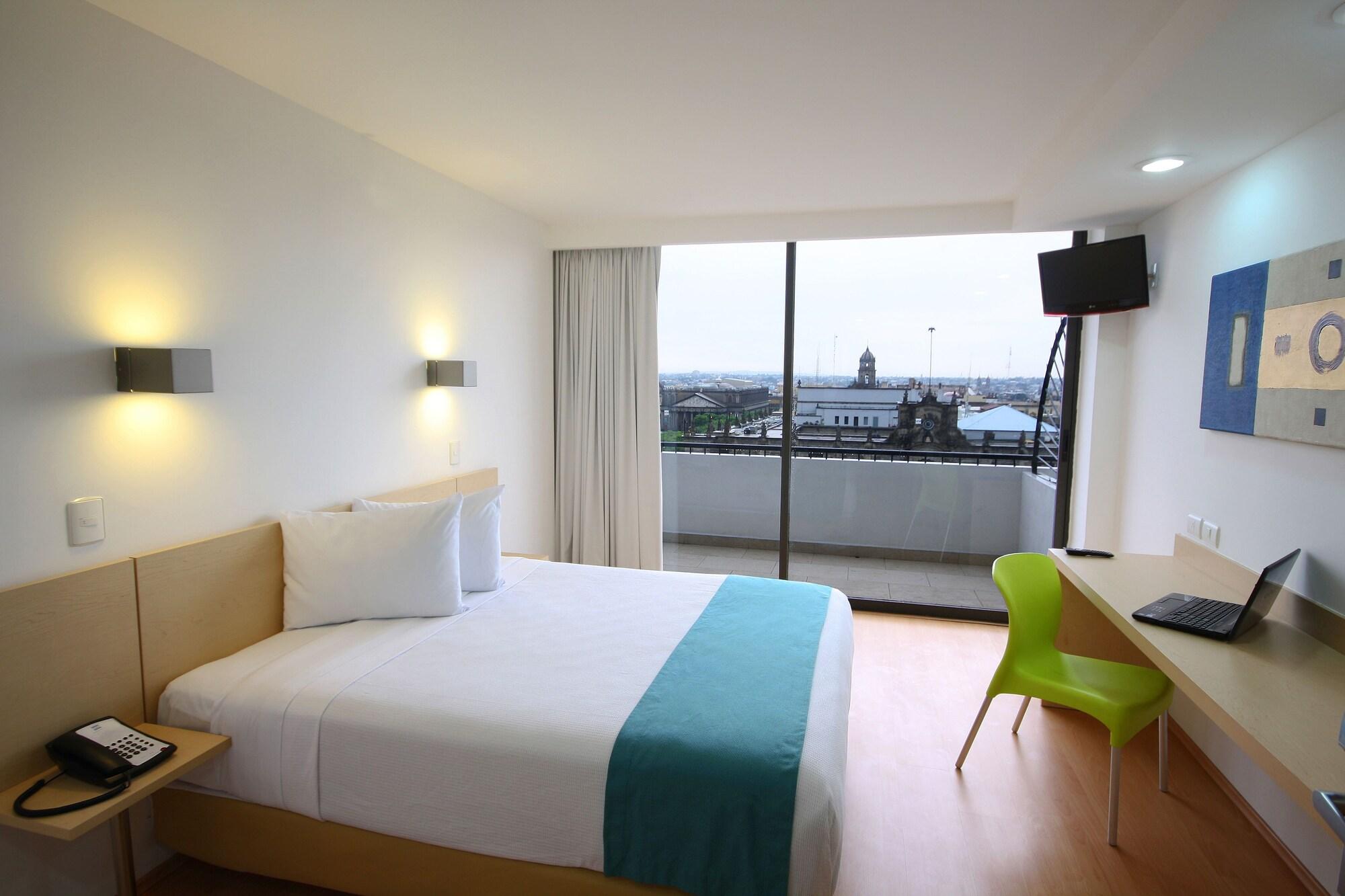 One Guadalajara Centro Historico Otel Dış mekan fotoğraf