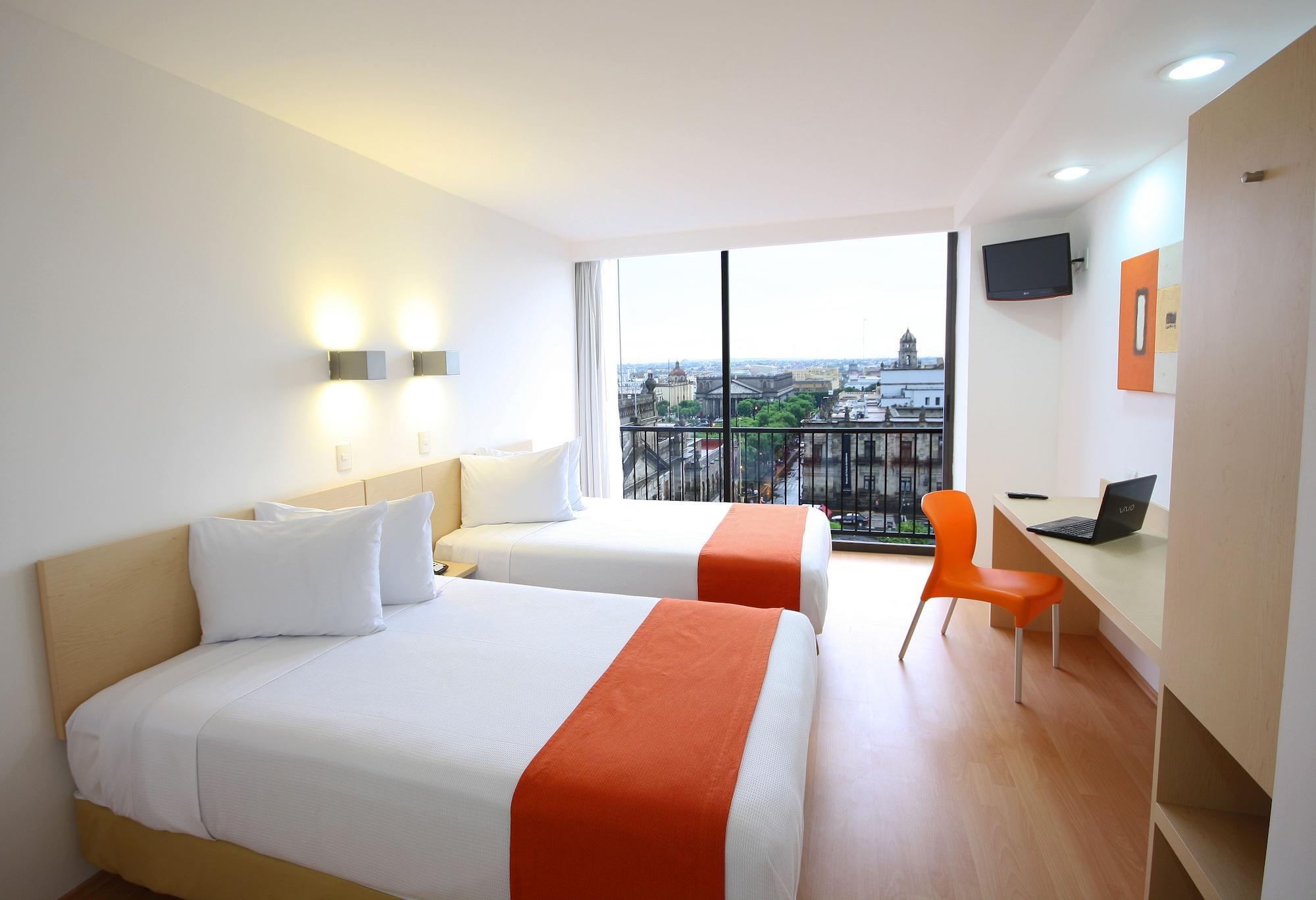 One Guadalajara Centro Historico Otel Dış mekan fotoğraf